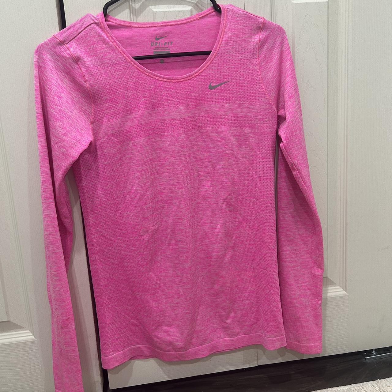 womens hot pink nike shirt