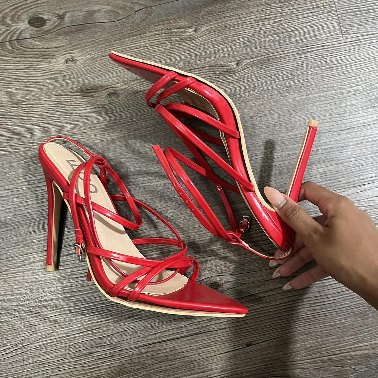 Ego Official “Kaia Pointed Barely There Heel”,