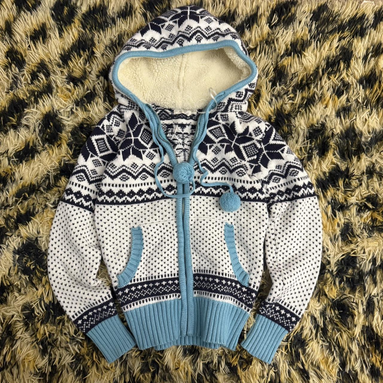 item listed by izaaaxc