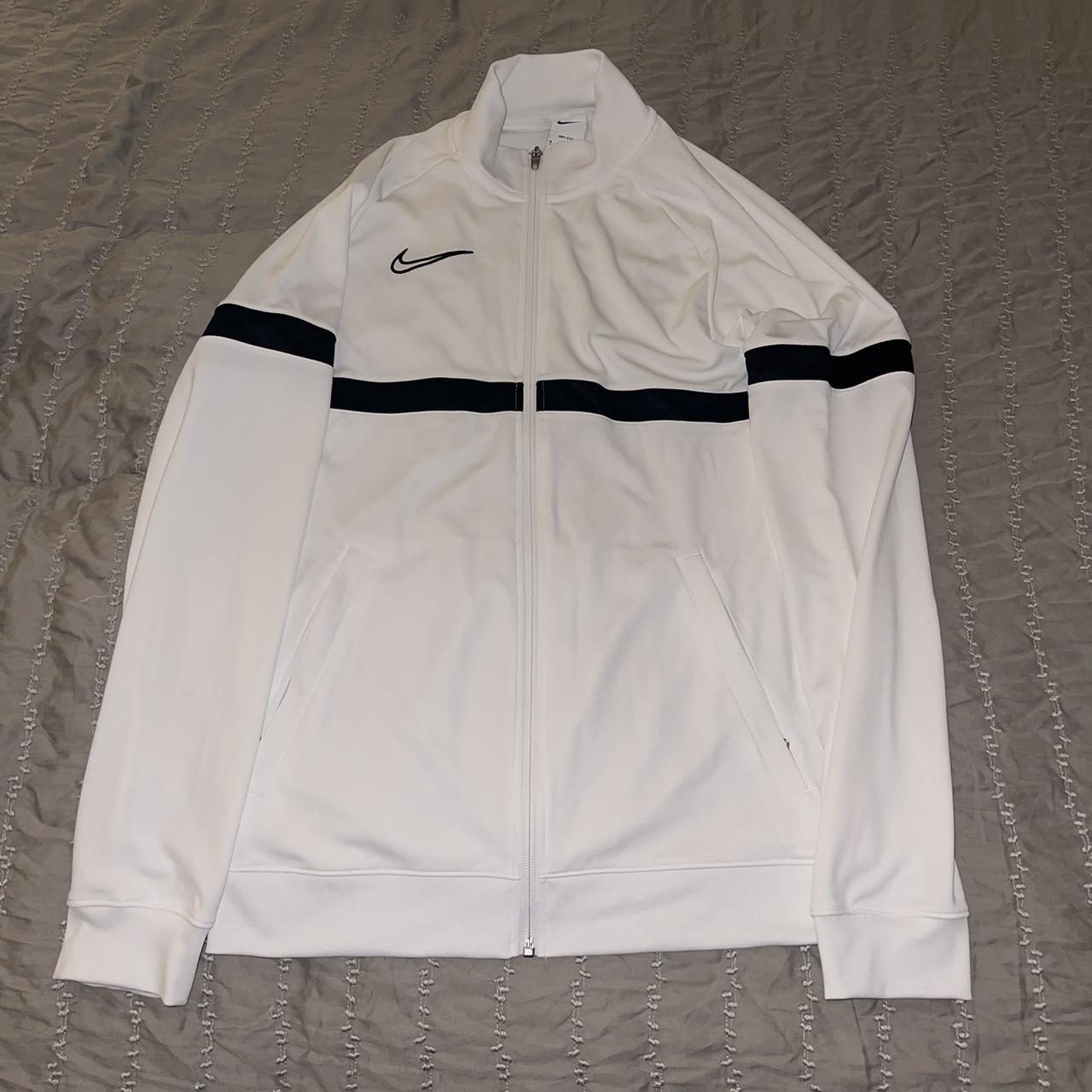 slim fit nike jacket