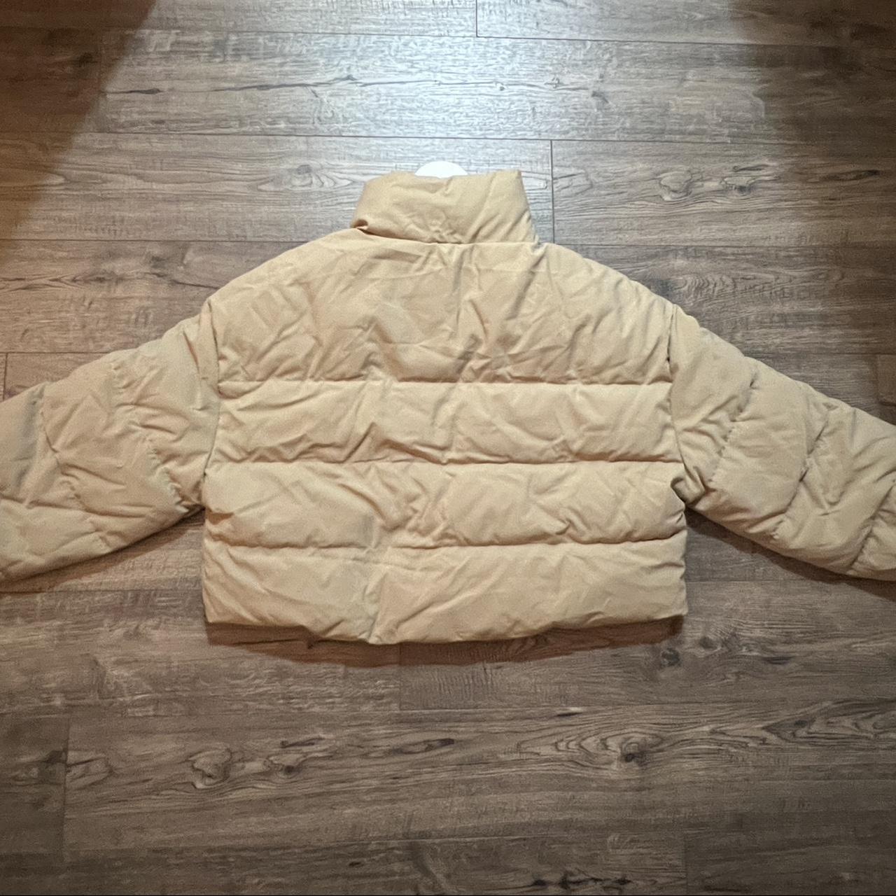 Cropped beige puffer jacket Size 8 Nice and warm for... - Depop