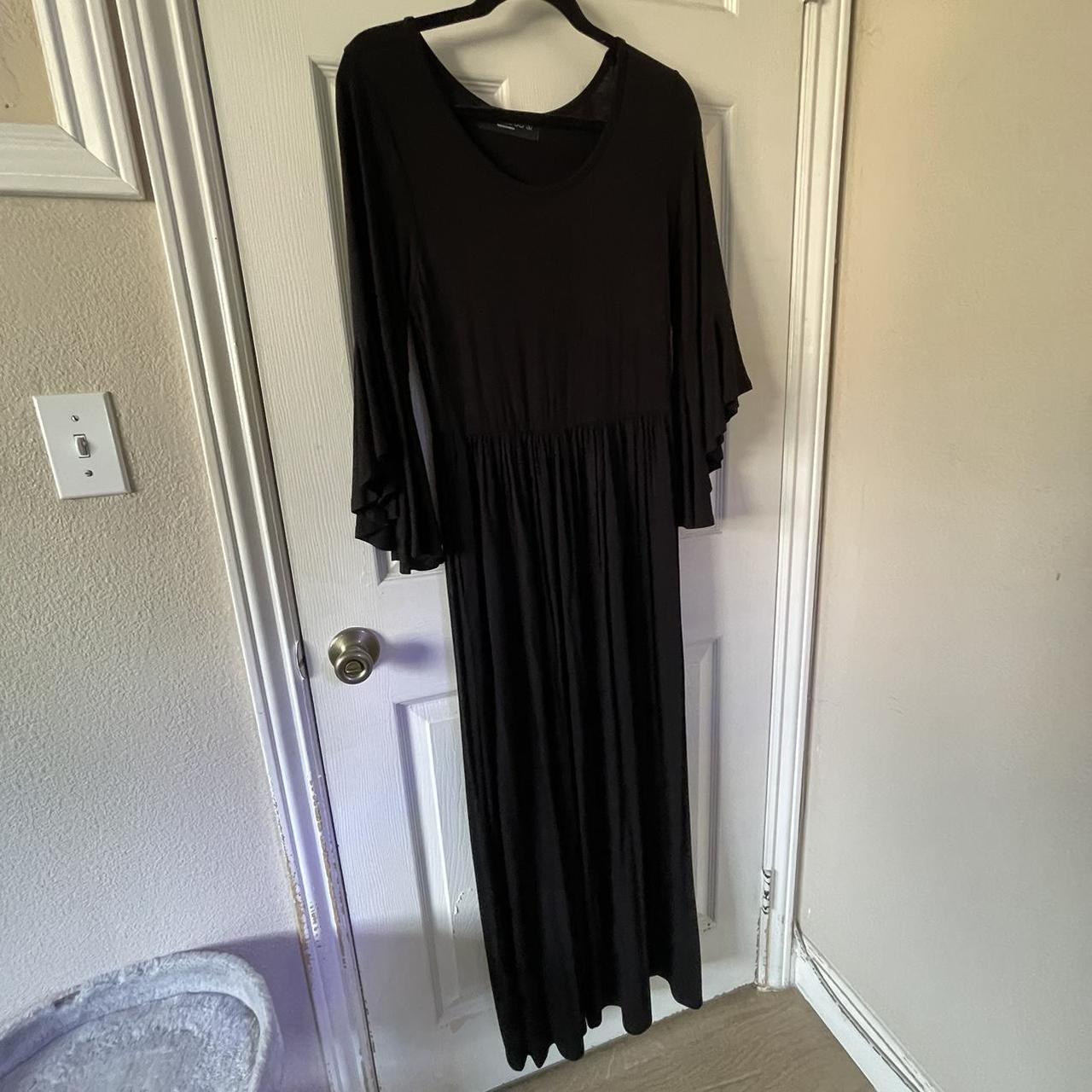 Foxblood witchy maxi dress - so cute worn once -... - Depop