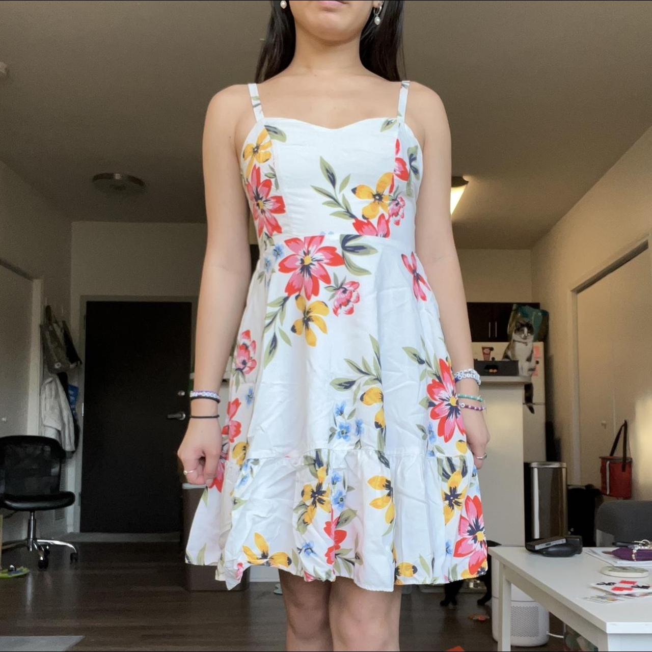 White floral outlet dress old navy