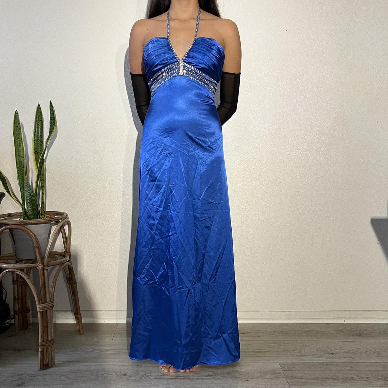 Vintage prom dress Dress features deep V halter Depop