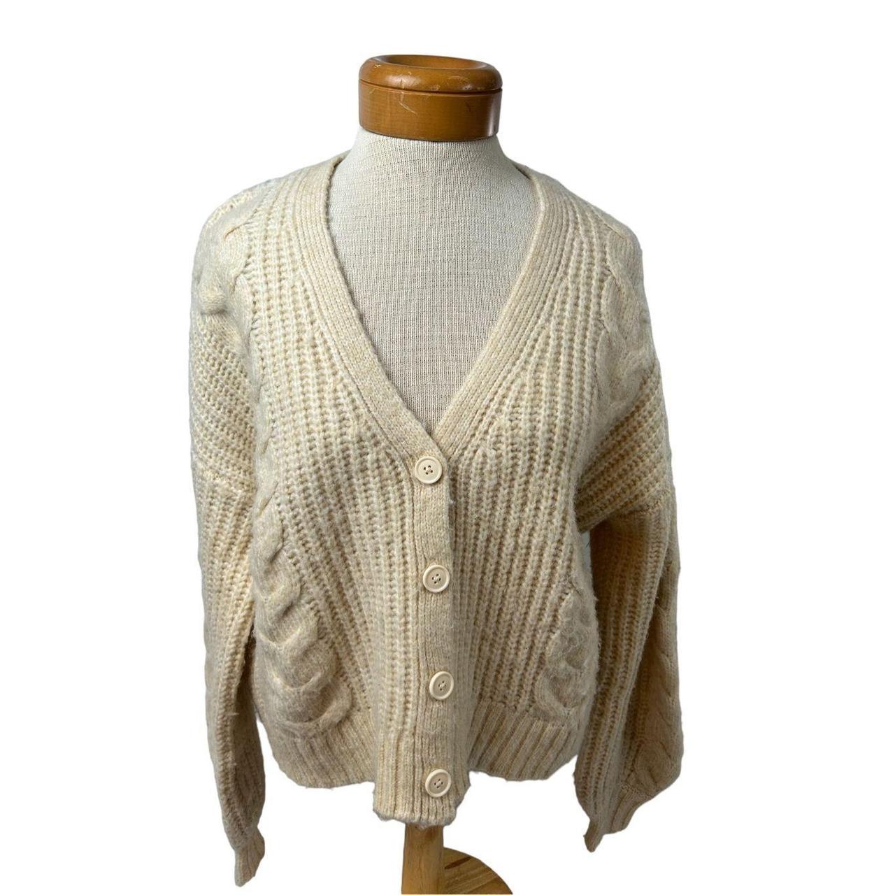 American Eagle Outfitters Women's Cream Cardigan | Depop