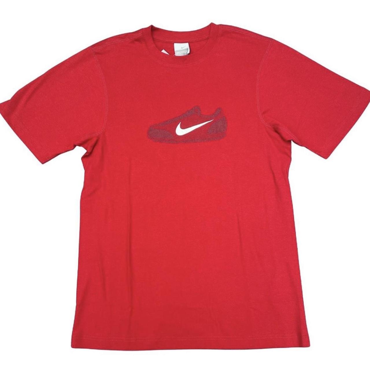 Vintage Nike red t shirt men’s size small Centre... - Depop