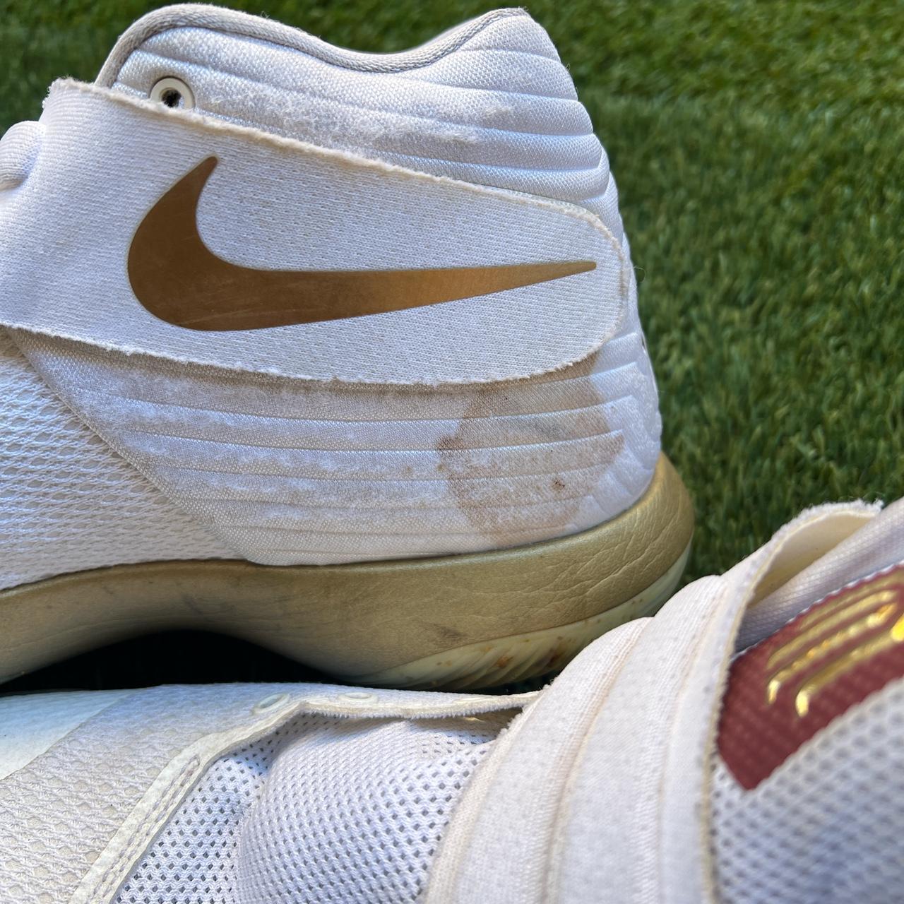 kyrie irving nike elite socks