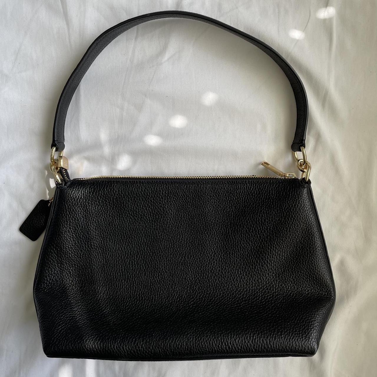 Coach Pebbled Leather Quinn Crossbody/shoulder Bag - Depop