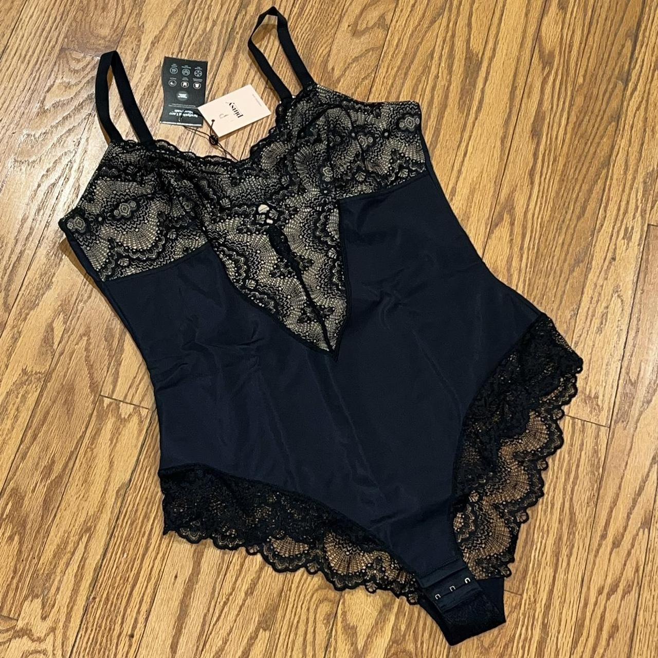 NWT! Pinsy Sculpting Lace Shapewear Bodysuit - Size - Depop