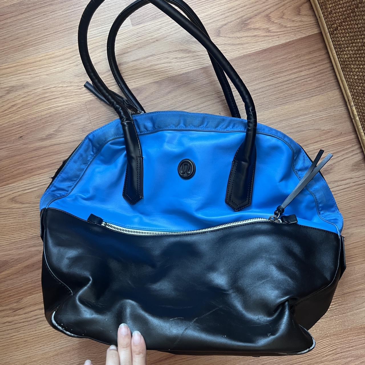 Lululemon Women's Bag - Blue