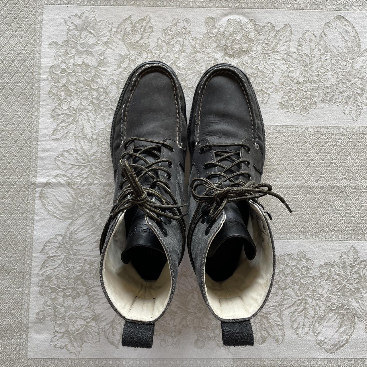 Silver sperry boots deals