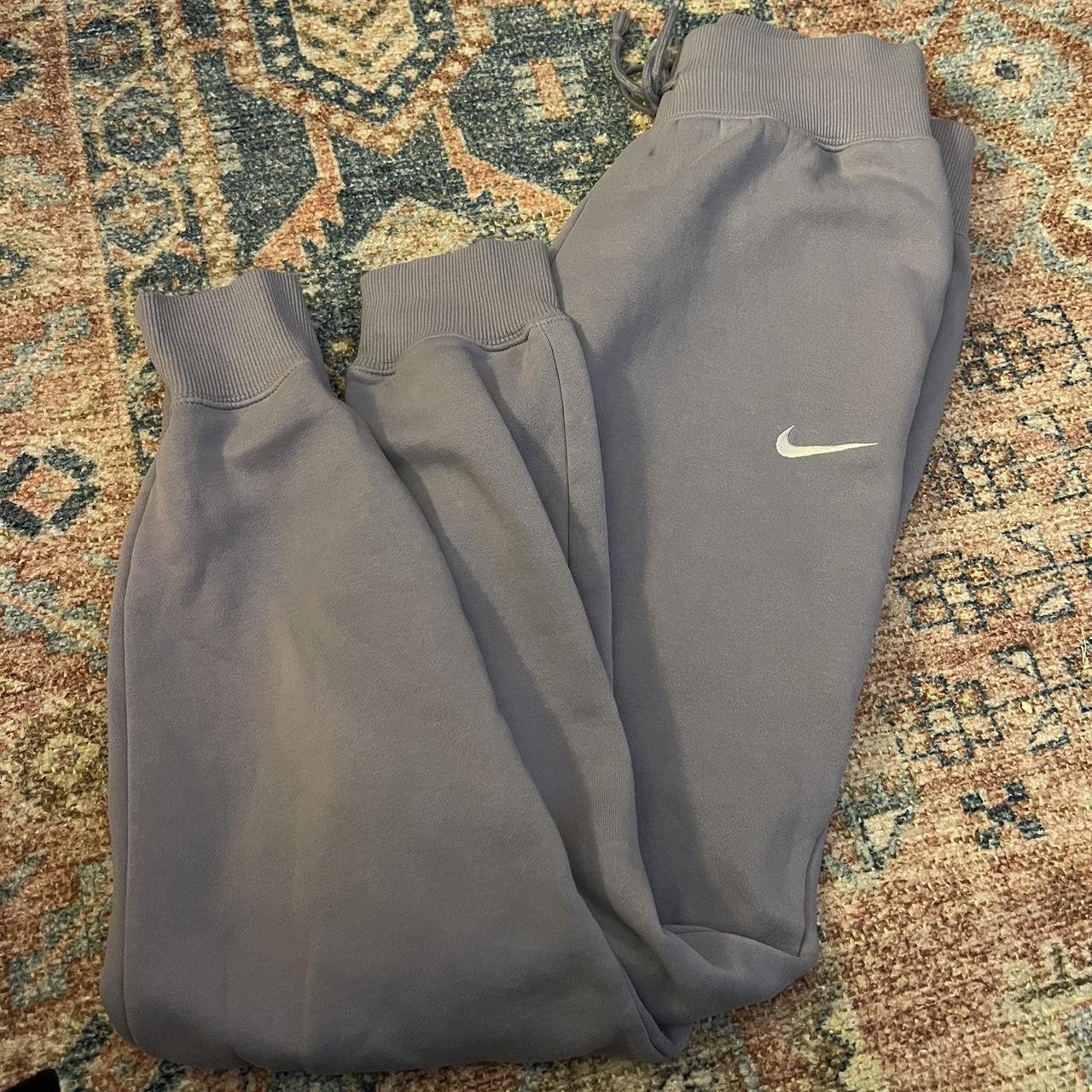 light purple Nike phoenix fleece sweatpants! size... - Depop