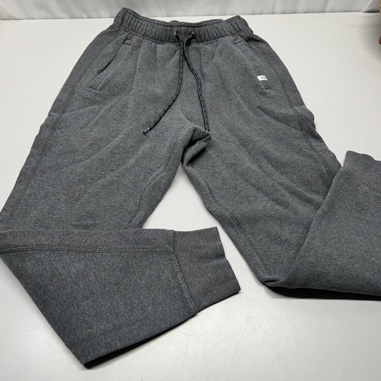 Men s small DSG sweatpants 28 inseam 38