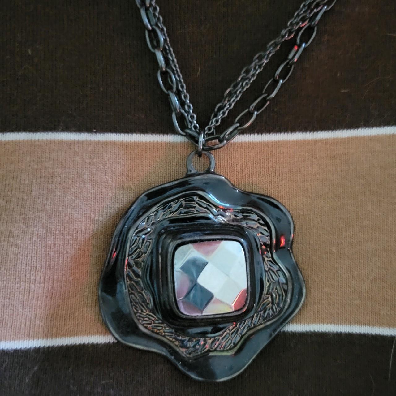 item listed by strawberry17