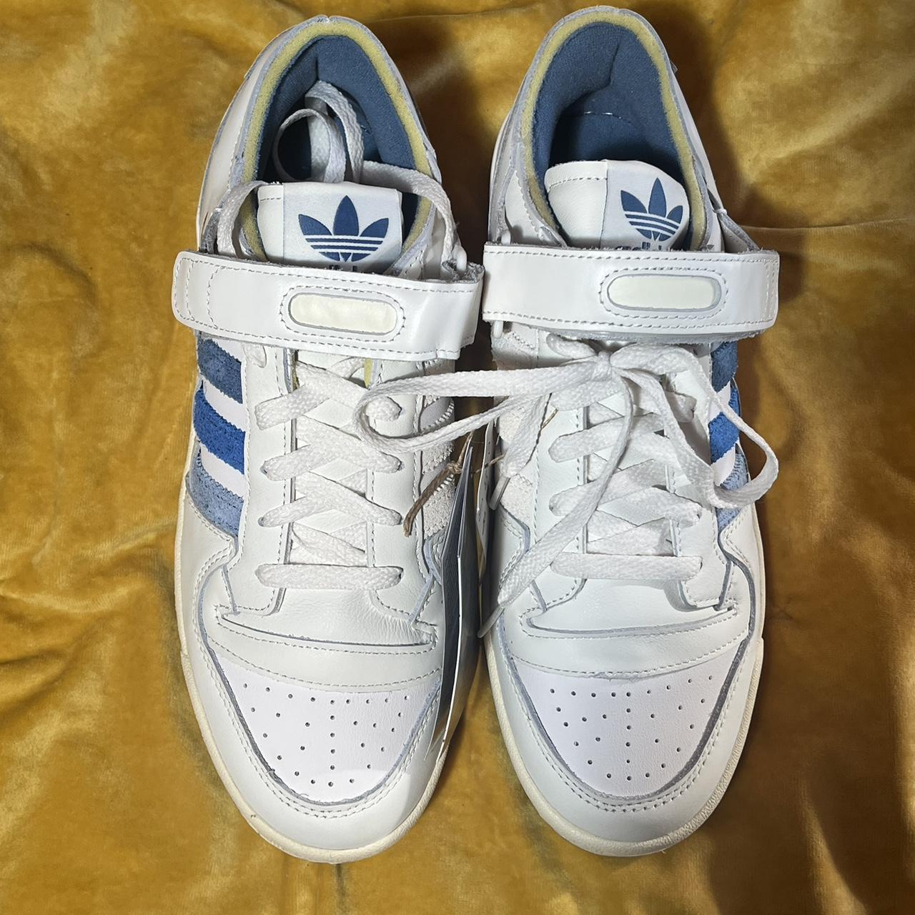 Adidas Women's White and Blue Trainers | Depop