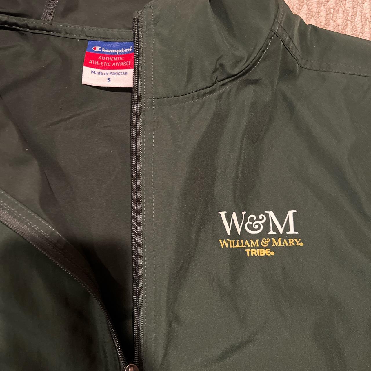 William and Mary quarter zip windbreaker - Depop