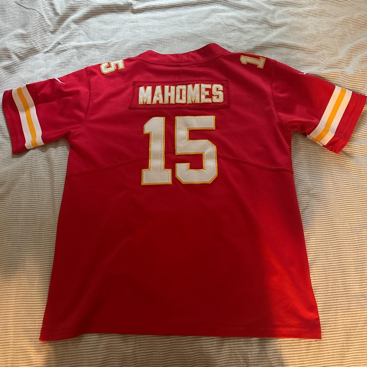 authentic nfl patrick mahomes jersey. a kids xl so a - Depop