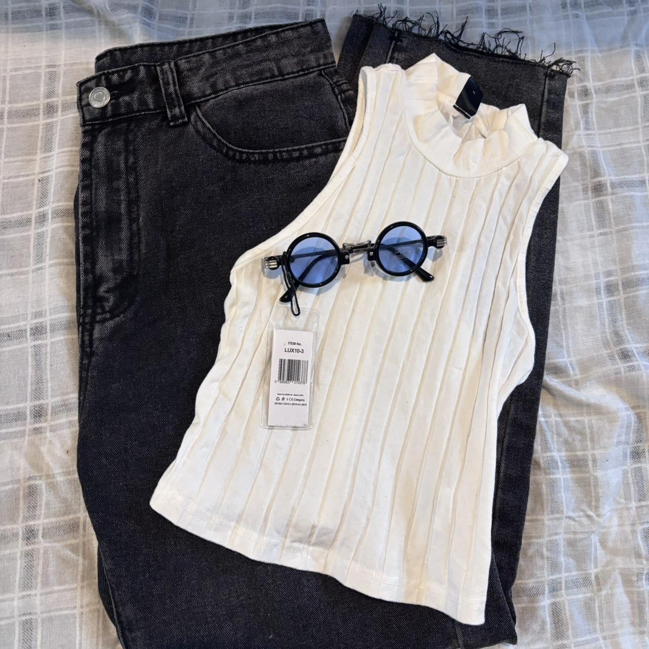 item listed by ains00