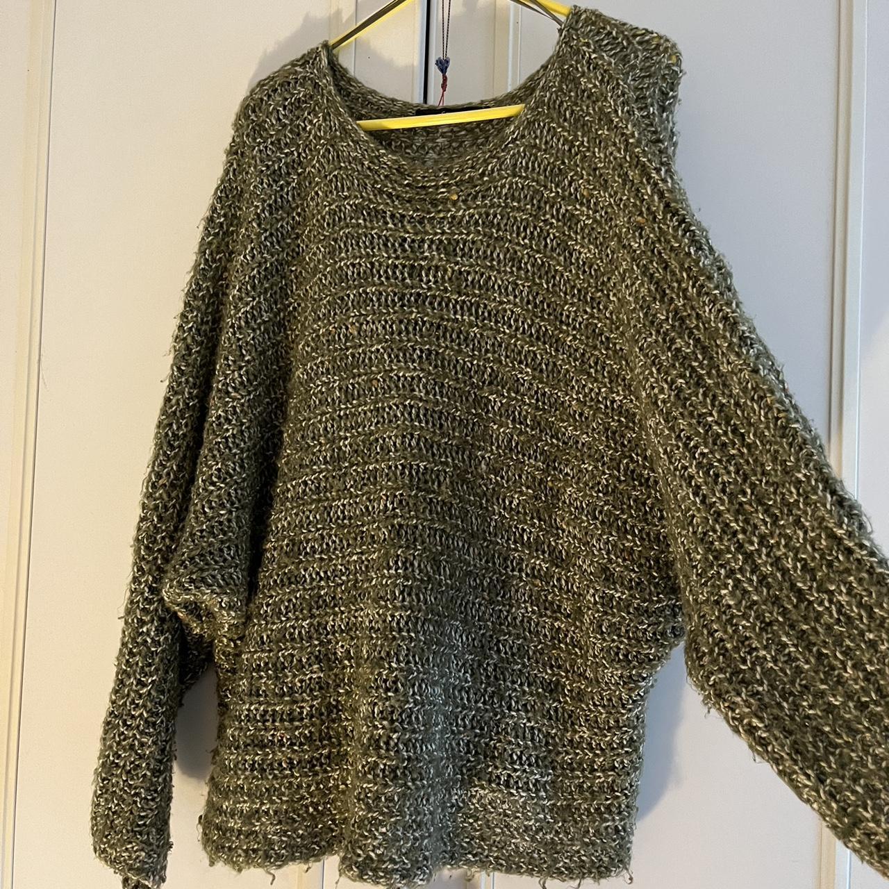 Olive green crochet jumper Labelled size M Fits me... - Depop