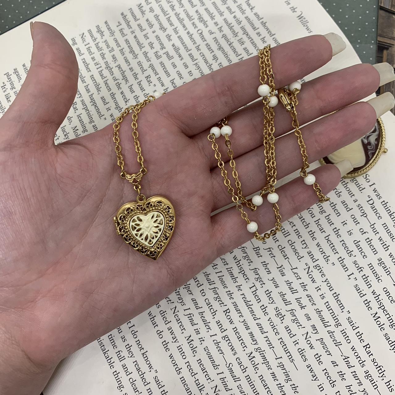 item listed by affinityforjewelry