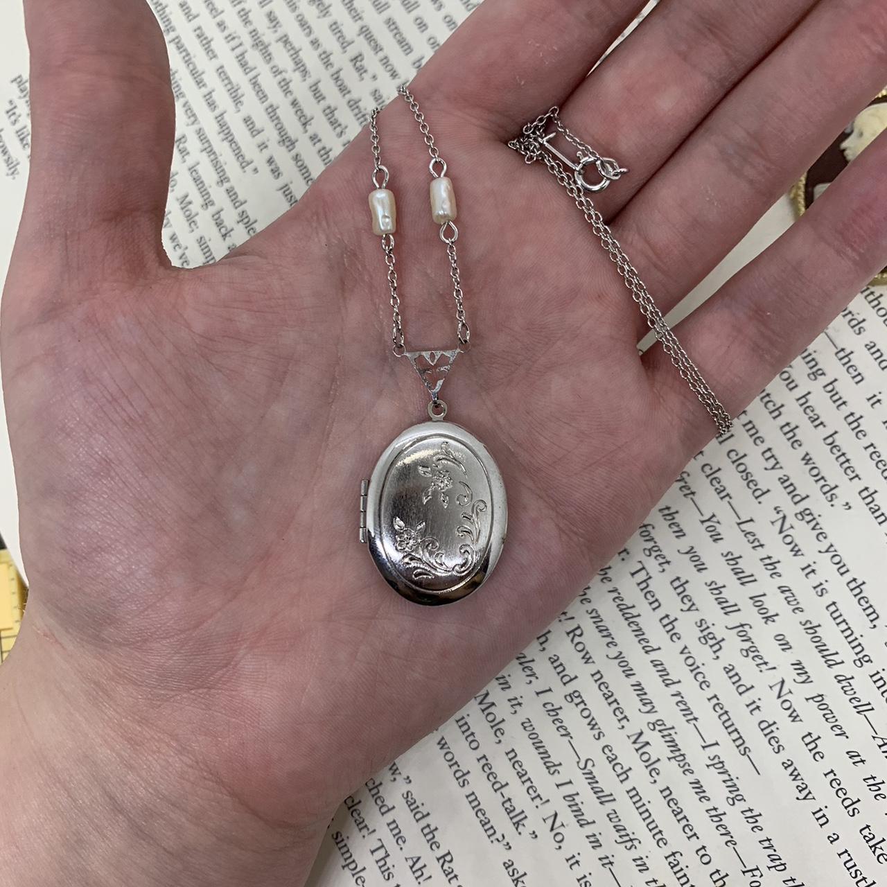 item listed by affinityforjewelry