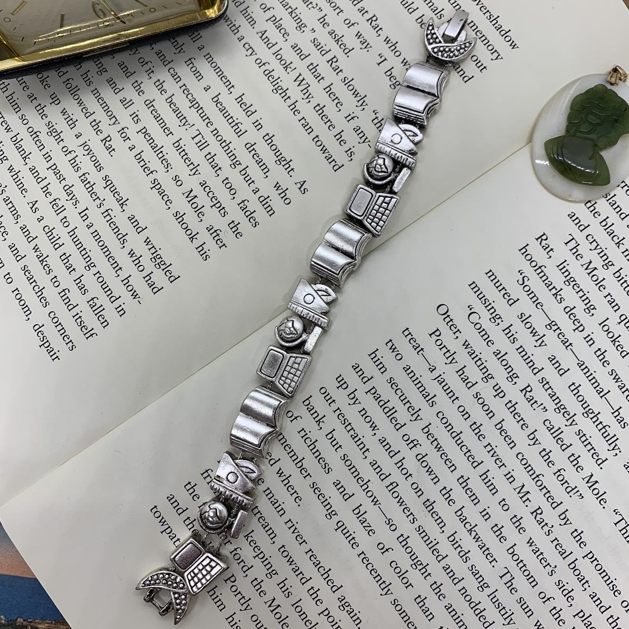 item listed by affinityforjewelry