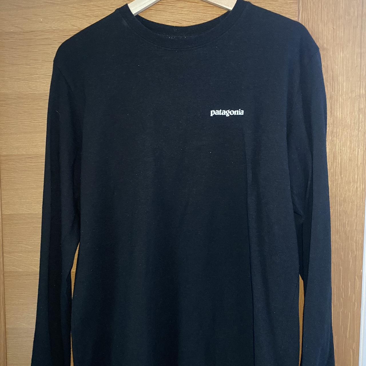 Patagonia Men's Black T-shirt | Depop