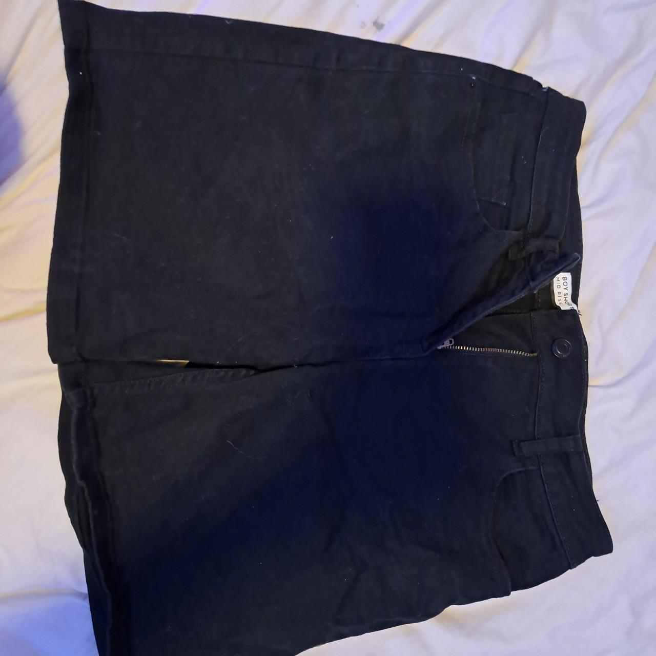 Black mid rise boy shorts, size 10, condition 9/10 - Depop