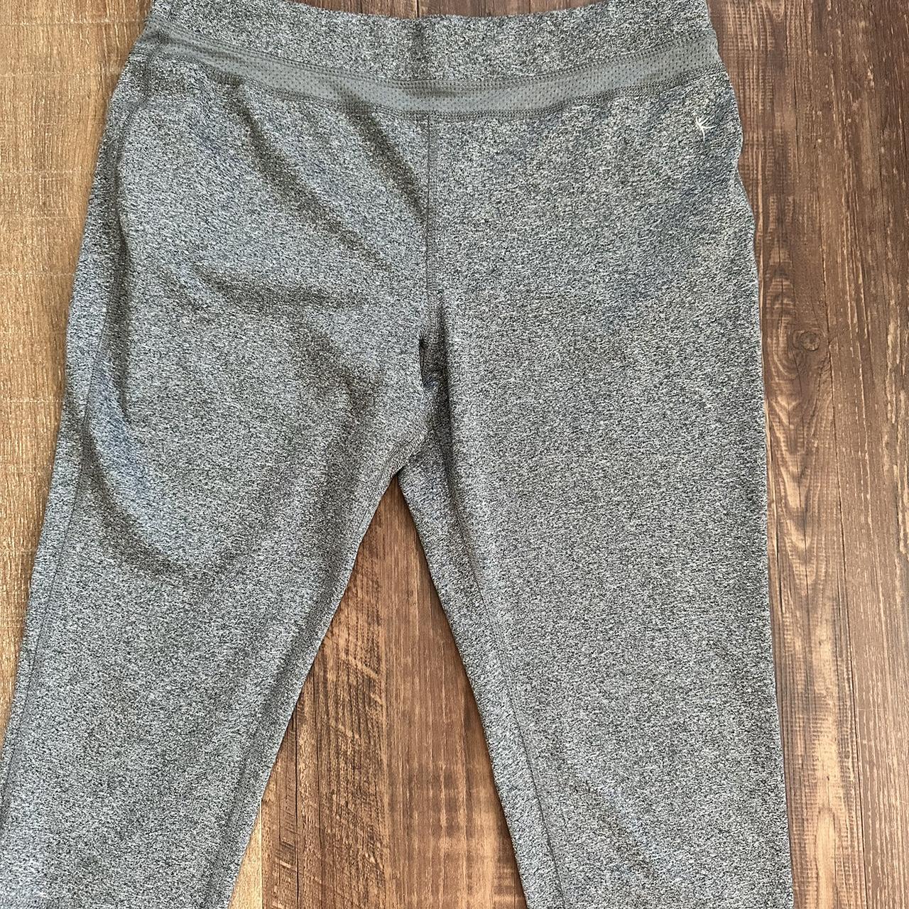 Danskin Women's Grey Leggings Depop