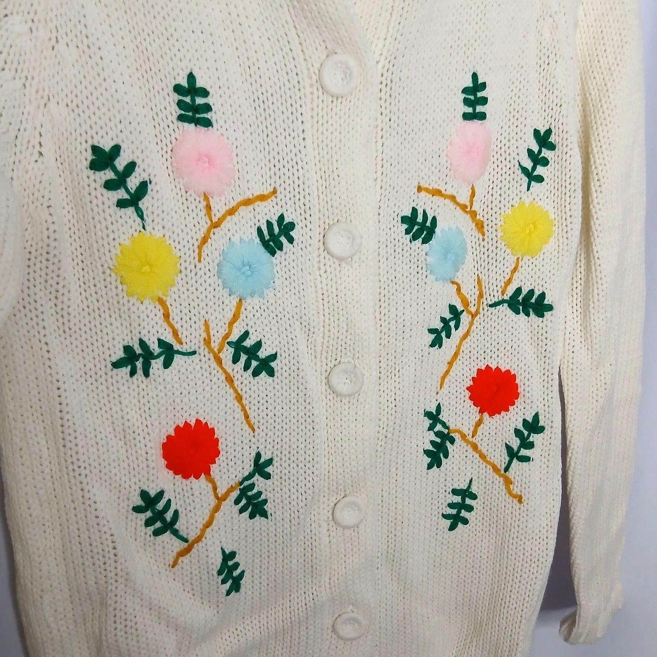 Source Unknown Women's Sweater - White/Multi - M … - image 3