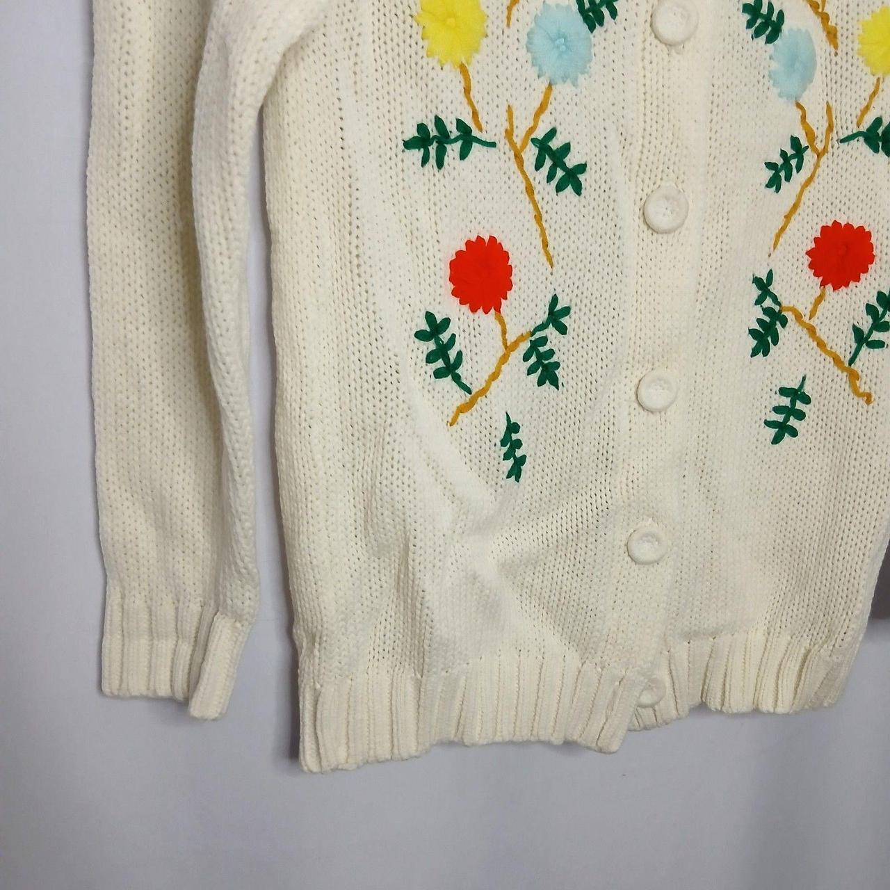 Source Unknown Women's Sweater - White/Multi - M … - image 4