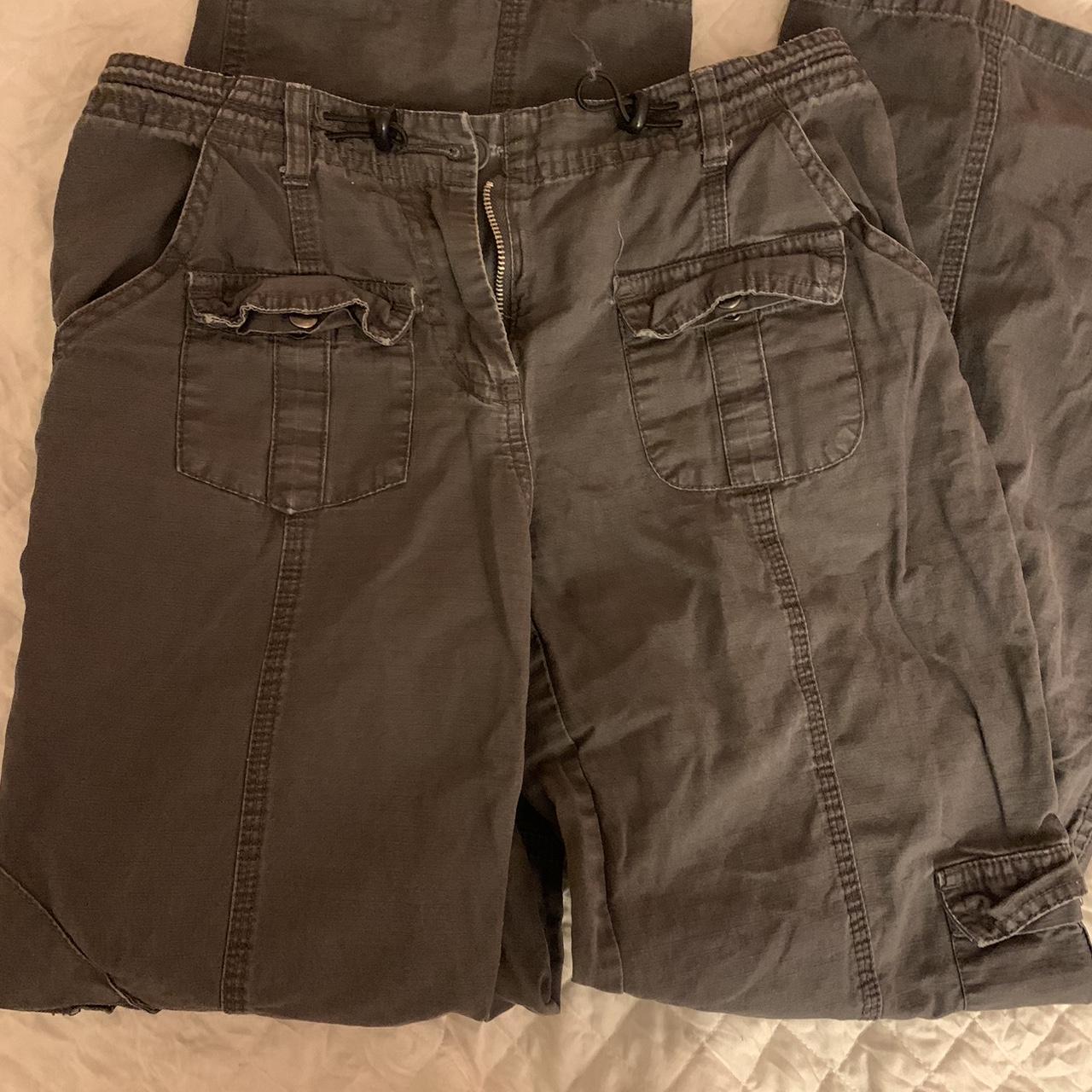 brandy melville kim cargo pants worn but in... Depop