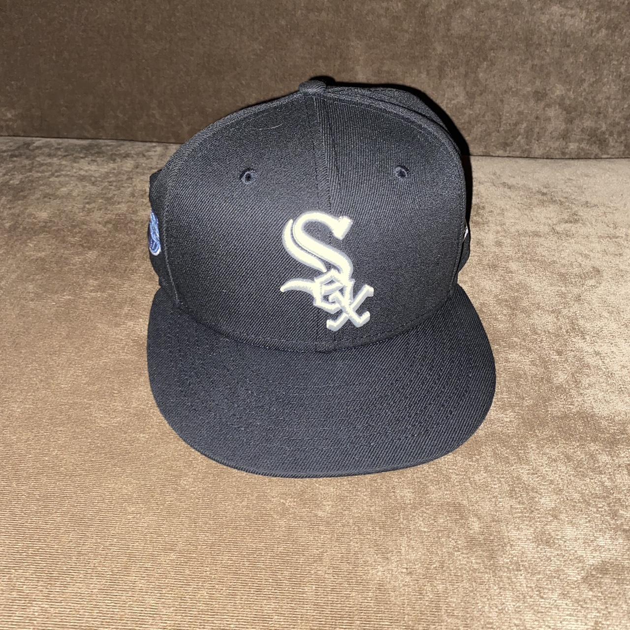7 3/8 White Sox hat 2005 World Series patch barely - Depop