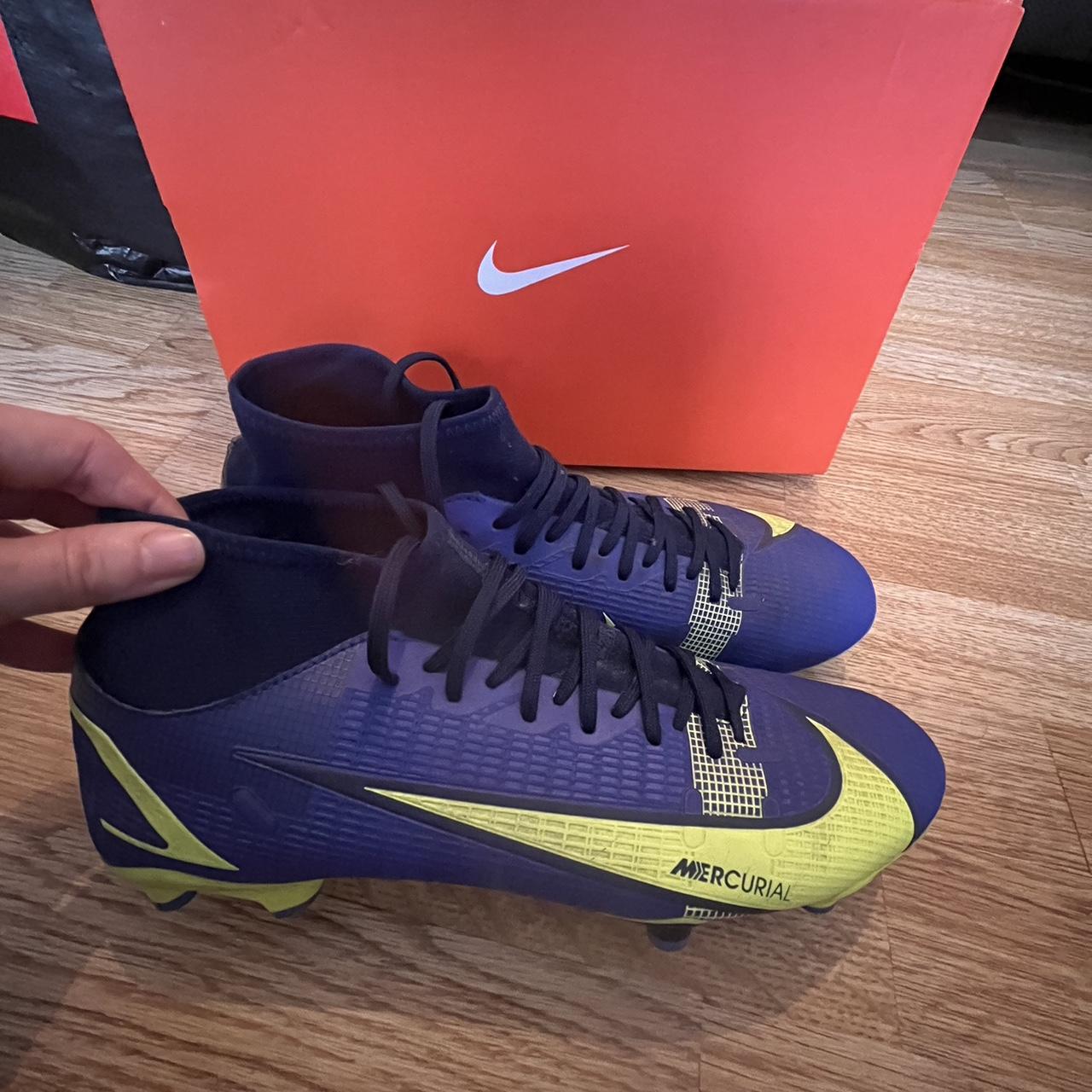 mens nike football boots size 8