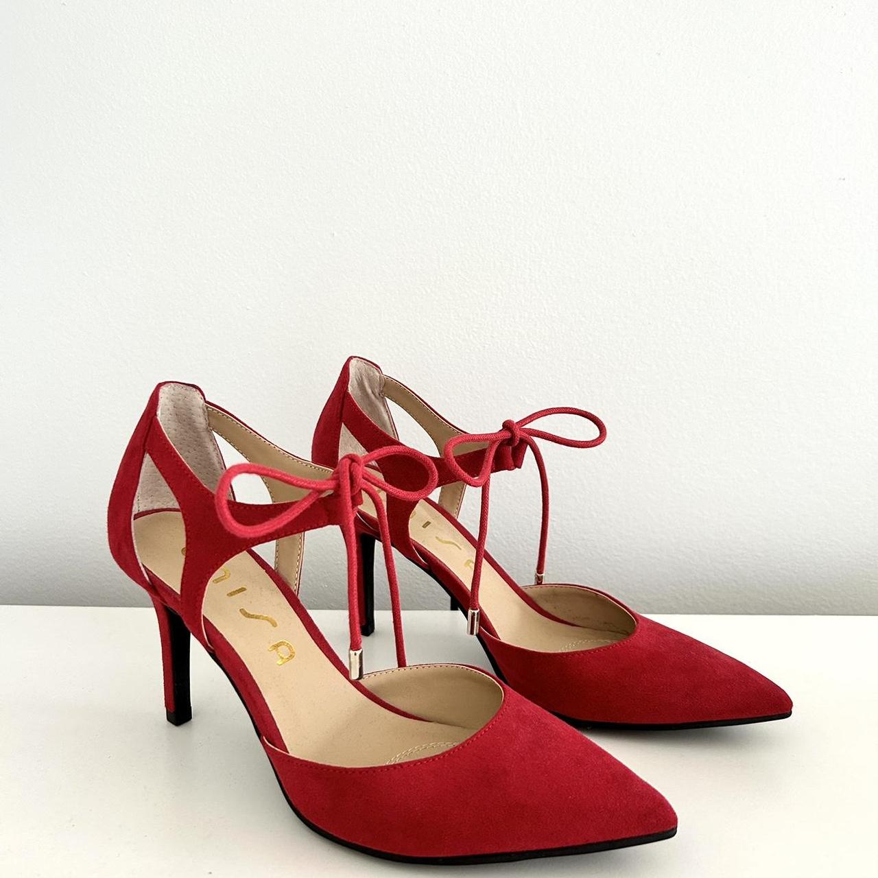 item listed by hotkloset