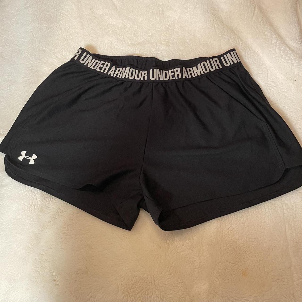 Women’s black Under Armour shorts - Depop