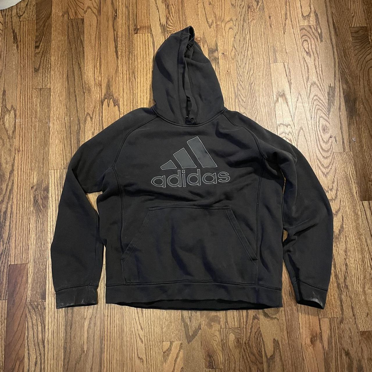 Adidas vintage sweatshirt - Depop