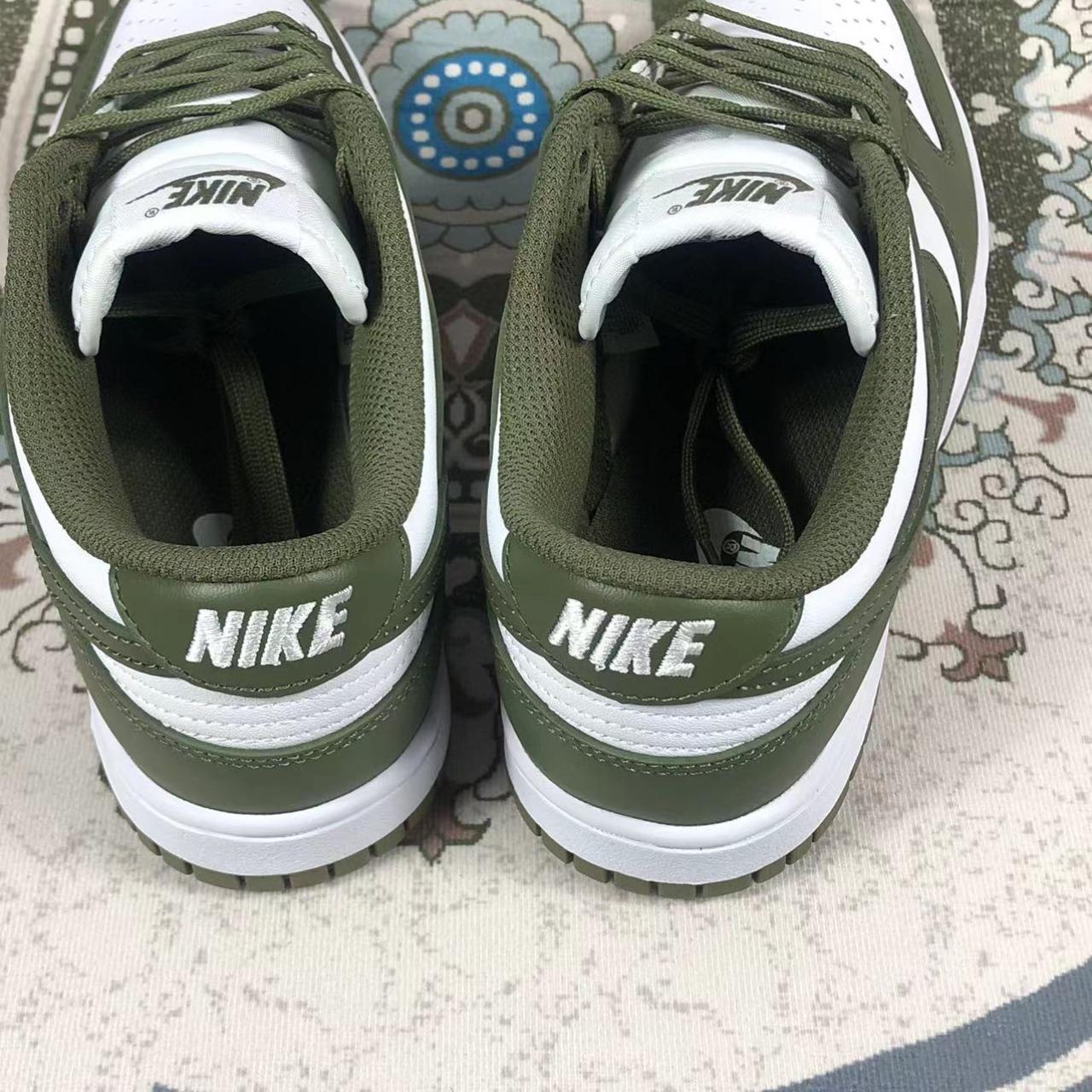 Ladies khaki outlet nike trainers