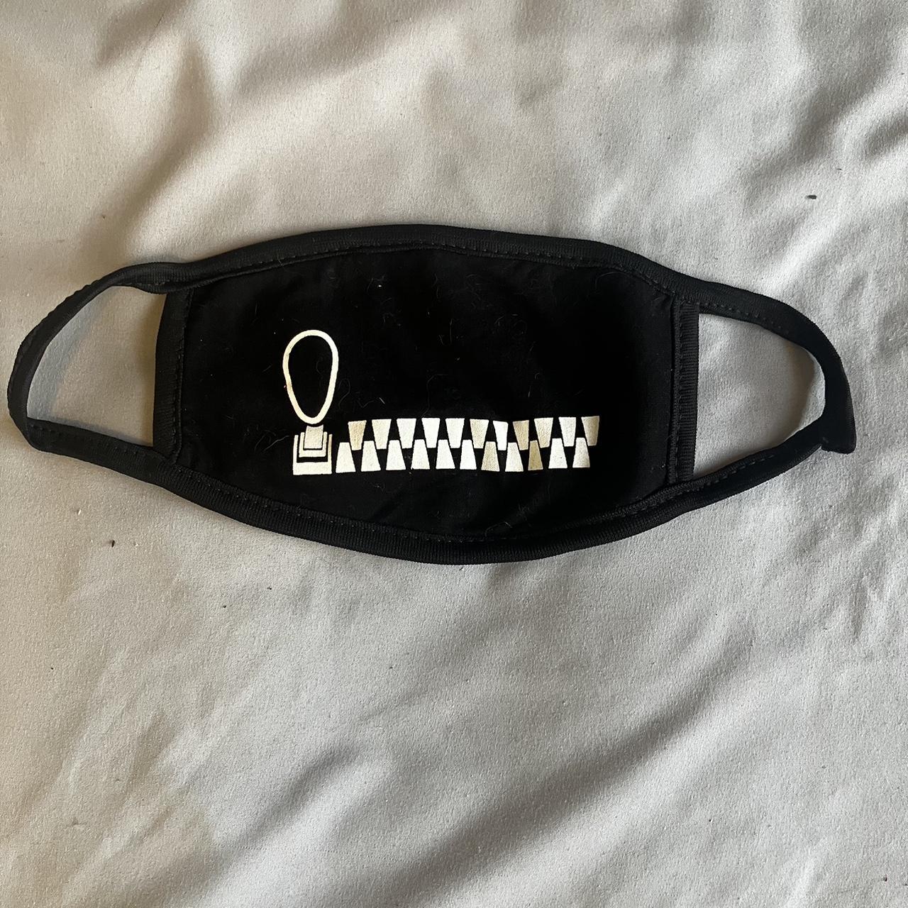item listed by youngbugthegunnathug