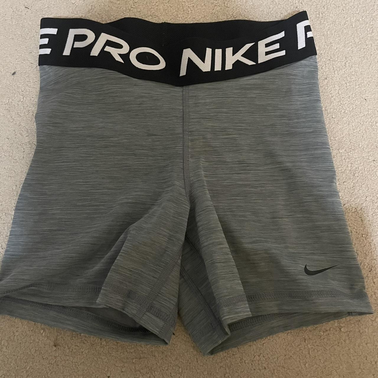 grey nike pro shorts 3 inch