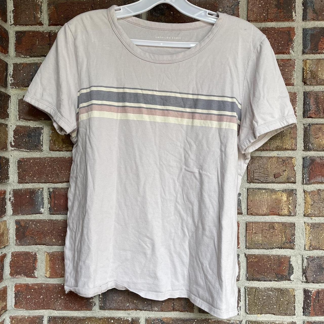 American Eagle Women's Tshirt Depop