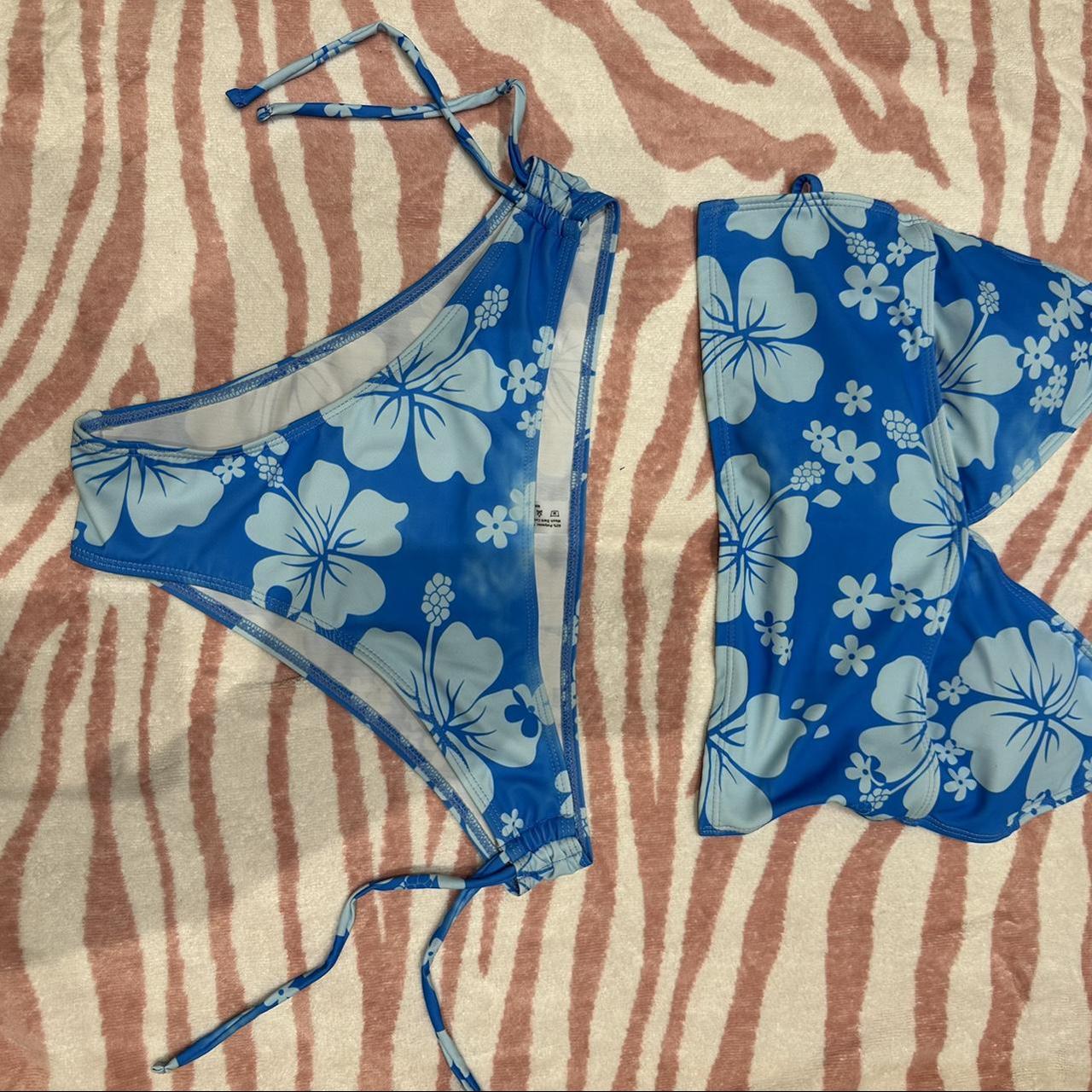 Women's Blue and Navy Bikiniandtankinibottoms Depop