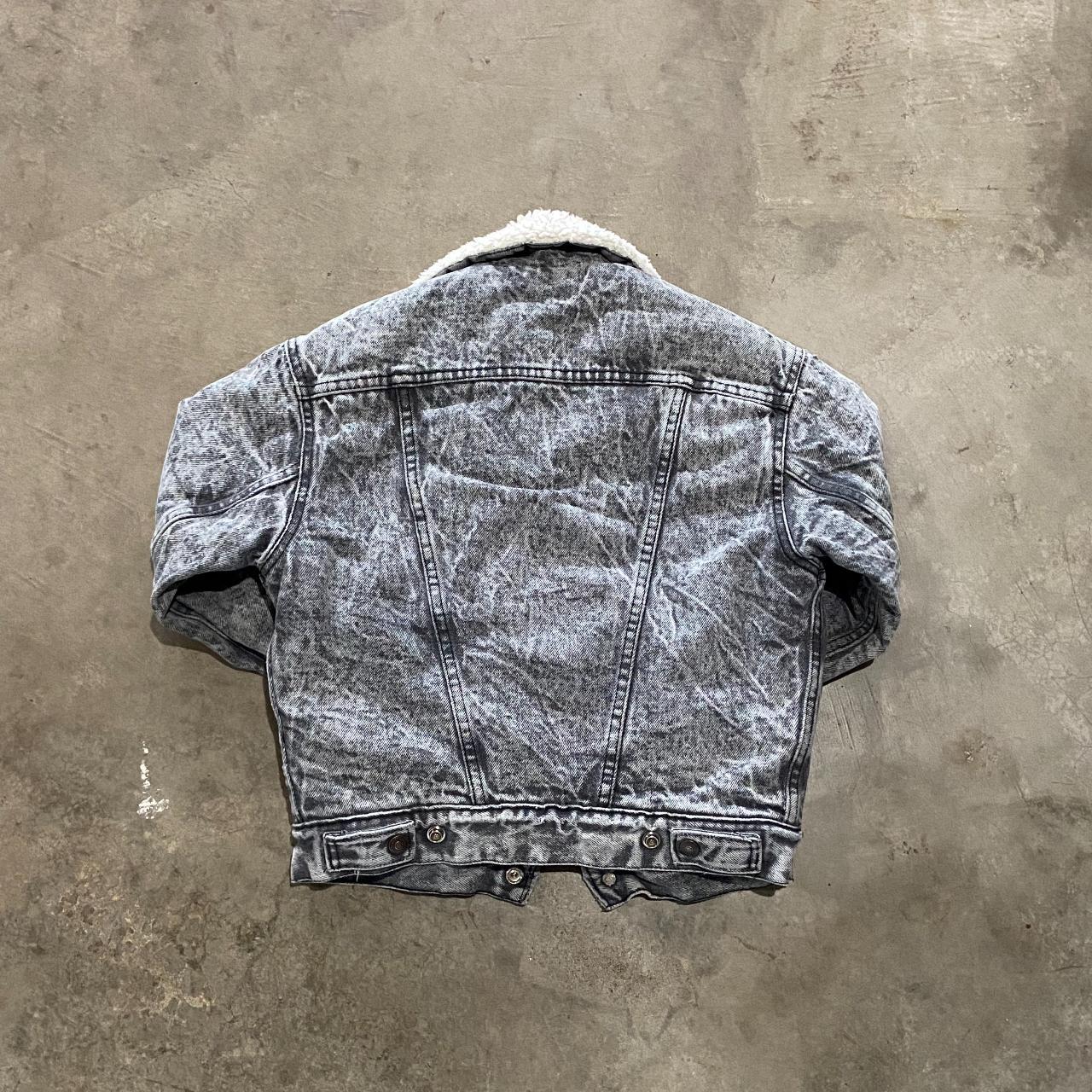 Levi's 80/90's made in usa jean jacket size women's... Depop