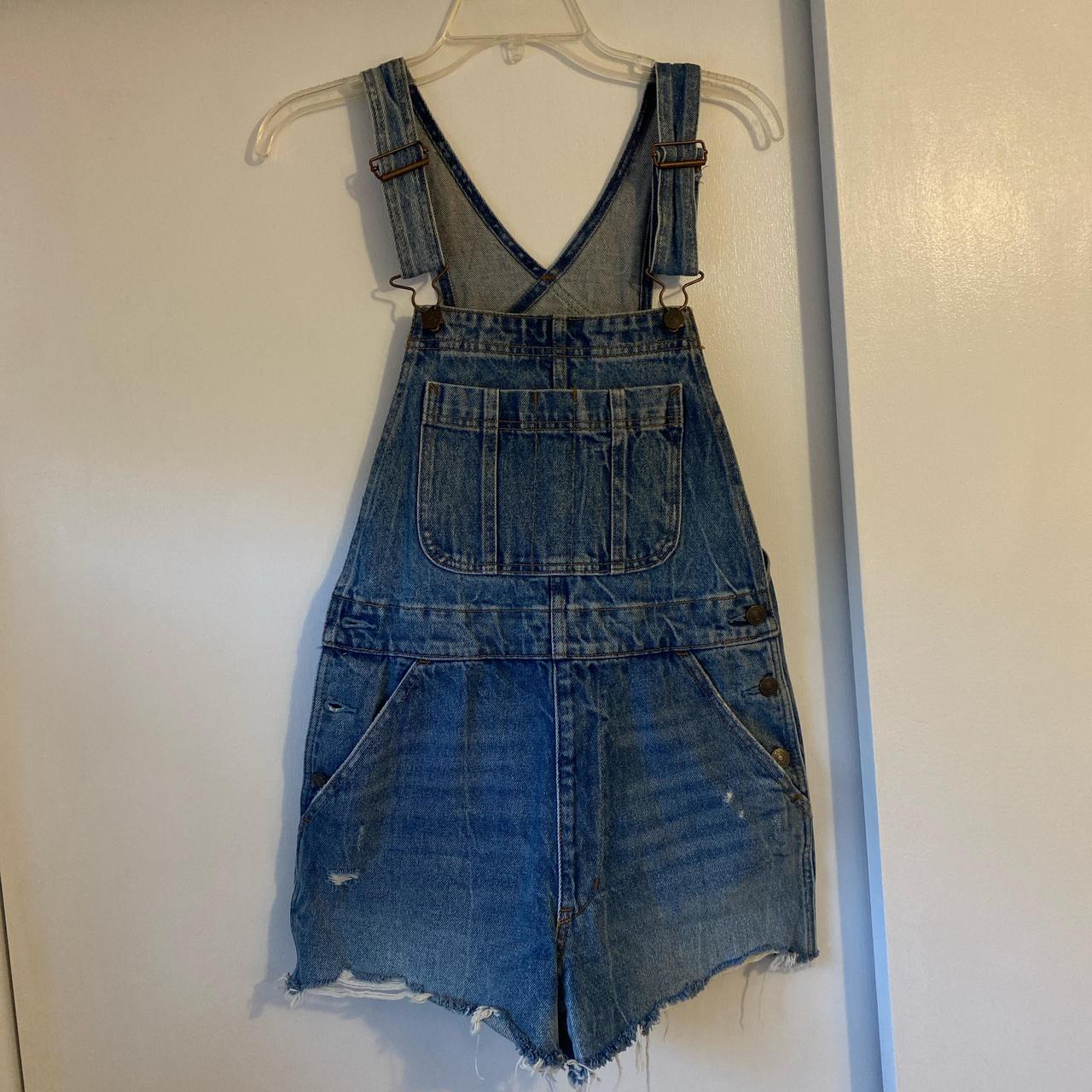 item listed by lysdizzo