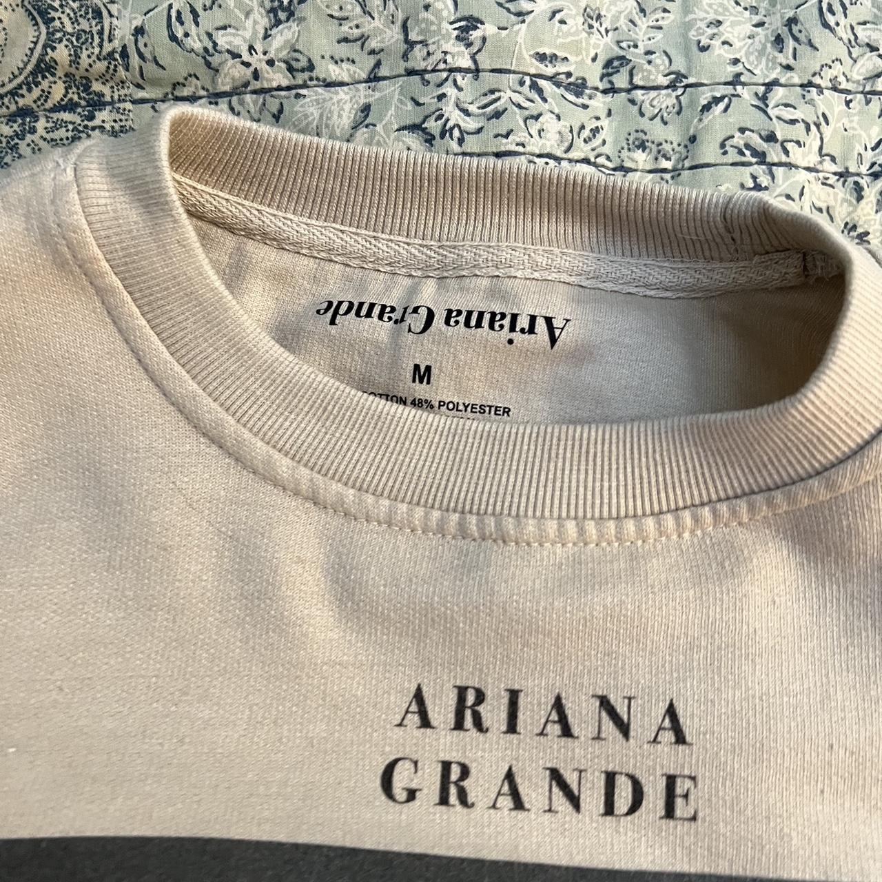 Ariana Grande Men's Sweatshirt (2)