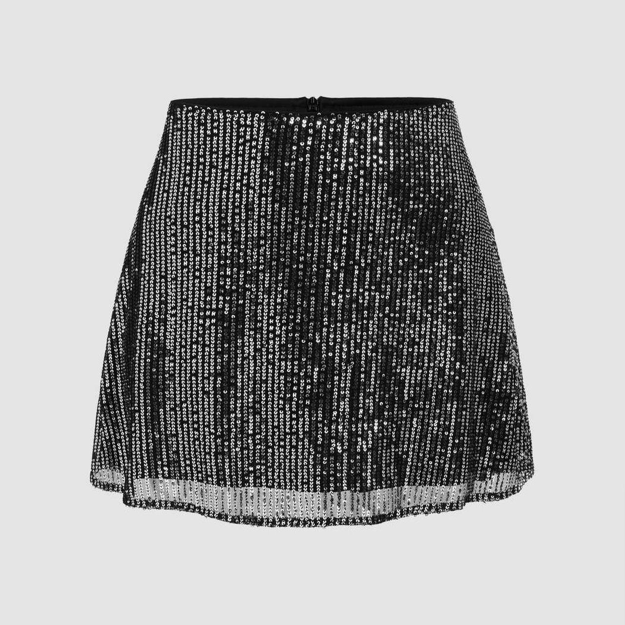 Cider high-waist sequin mini skirt 🖤🤍 - Depop