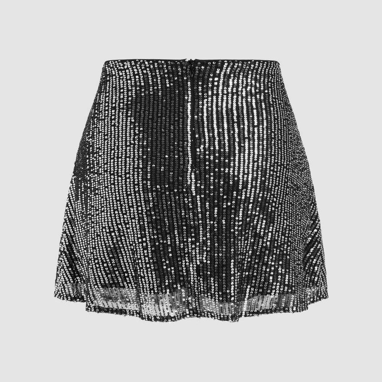 Cider high-waist sequin mini skirt 🖤🤍 - Depop