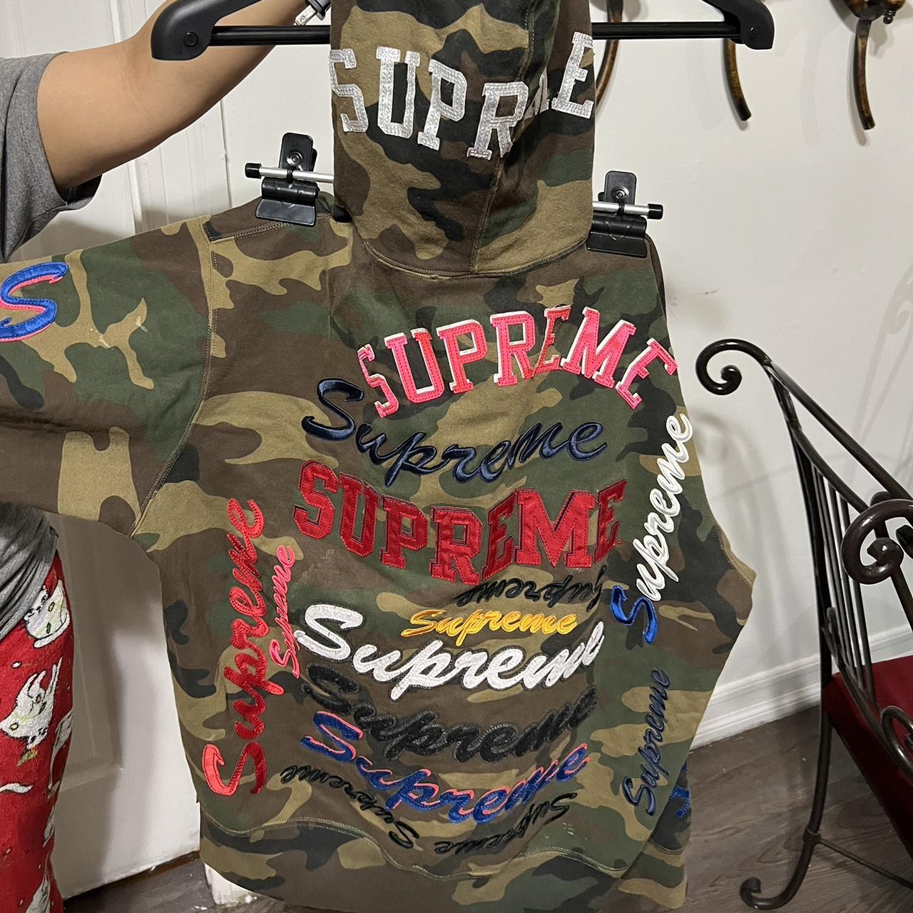 Camo supreme hoodie size small and taking offers - Depop