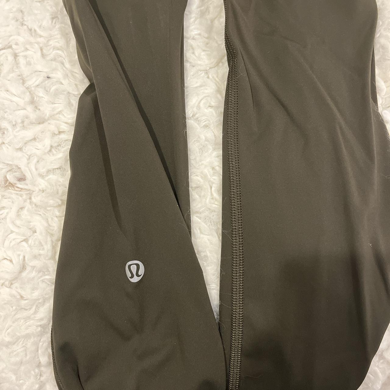 Barely Worn lululemon leggings size 0. - Depop