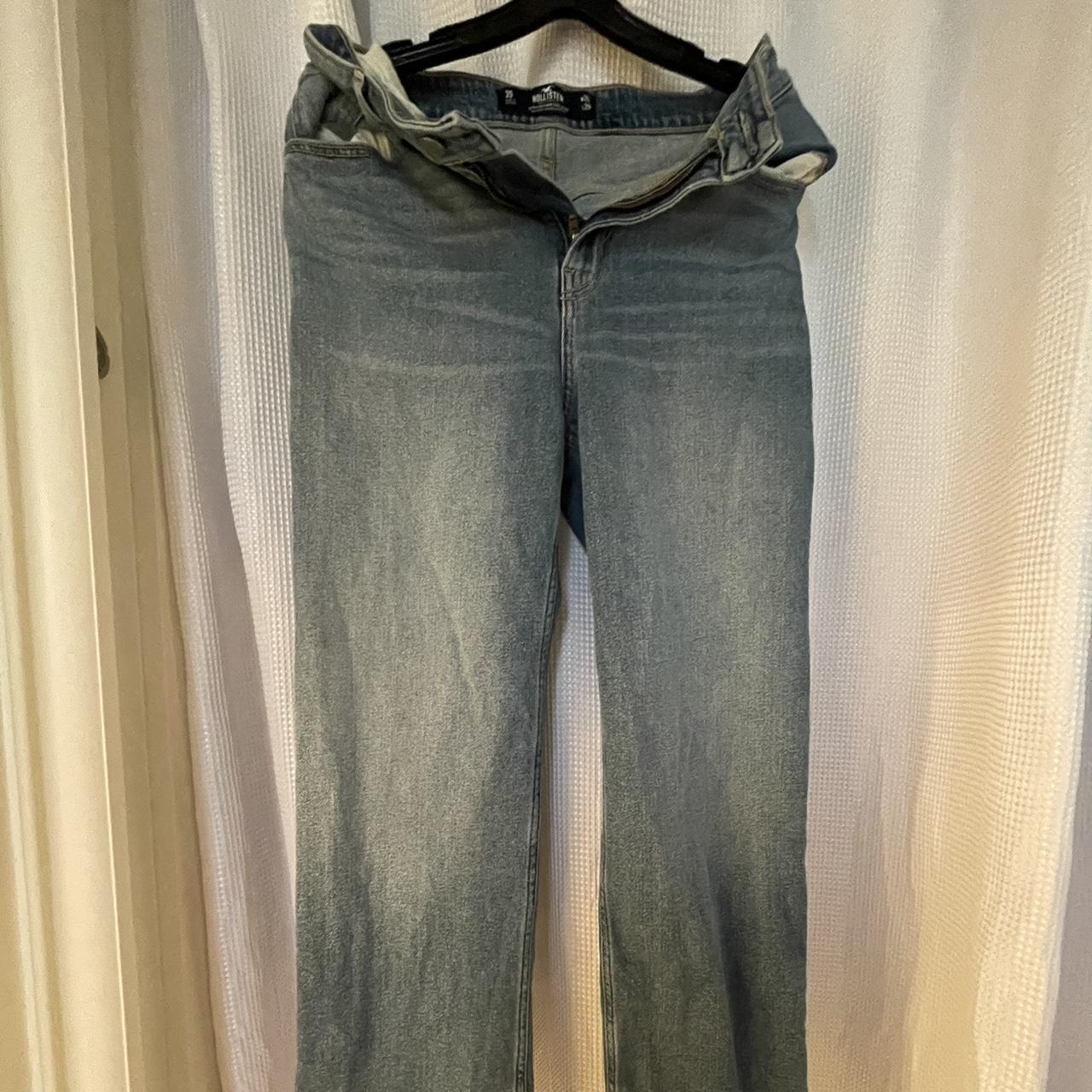 hollister baggy jeans !! retail price over $40 - Depop